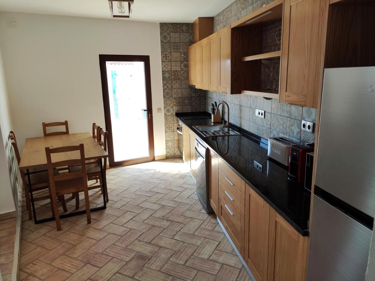 Villa Familia Sequeira à São Bartolomeu de Messines Extérieur photo