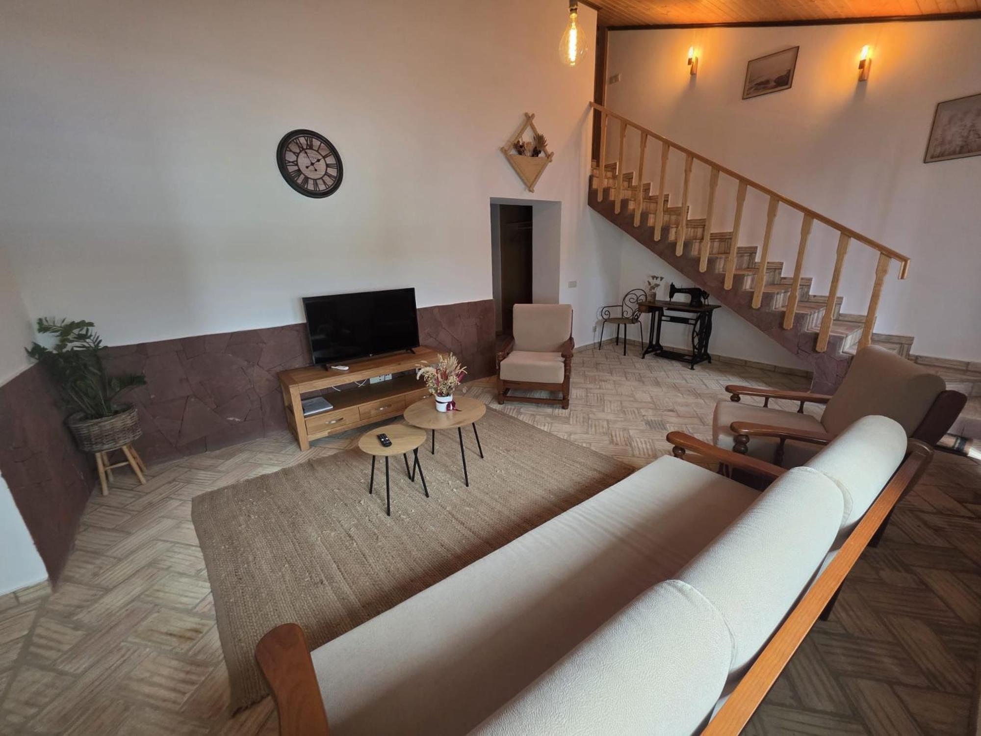 Villa Familia Sequeira à São Bartolomeu de Messines Extérieur photo