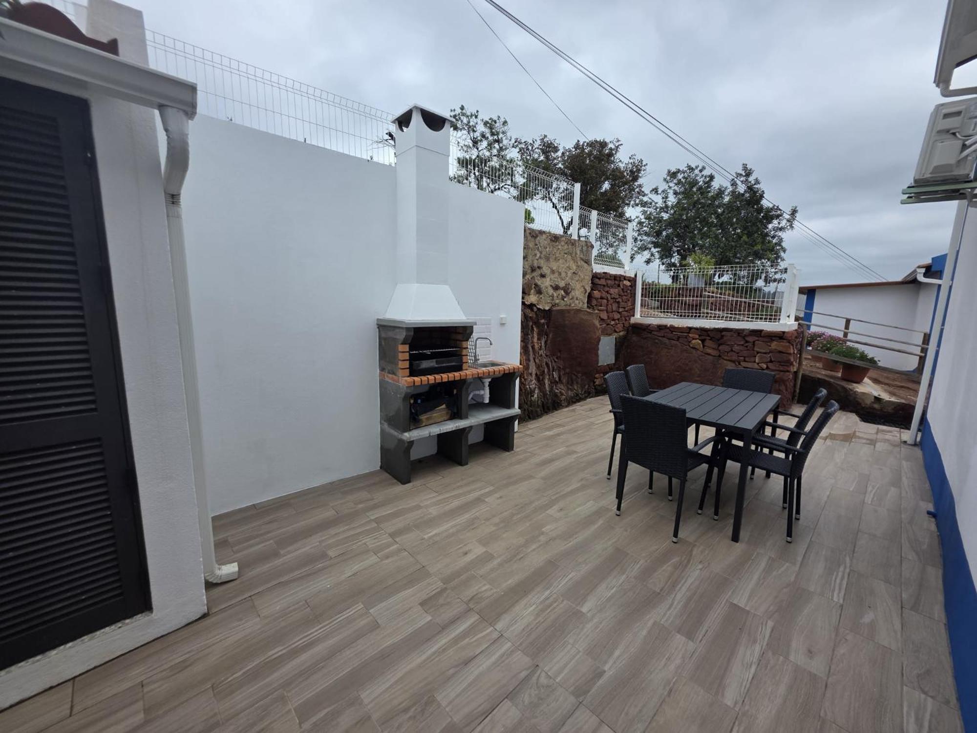 Villa Familia Sequeira à São Bartolomeu de Messines Extérieur photo